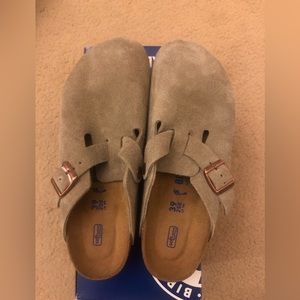 BIRKENSTOCK BOSTON SUEDE TAUPE EU 39 / US 8-8.5 NARROW Same day/next day ship!